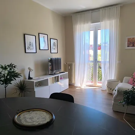 Ermedina Apartamento Milão